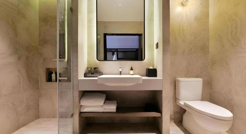 Bathroom 4, Jinmao Hotel Xian Central, Xi'an