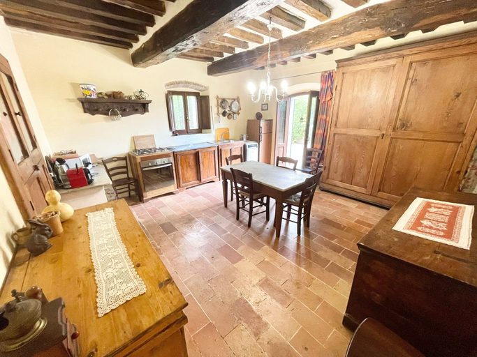 Dining 4, Umbrian Paradise Contains 5 Bedrooms With Private Pool and Stunning Views, Perugia