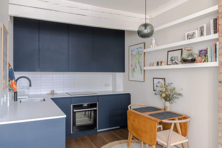 Private kitchen 3, Charming 2-bedroom Apartment in Fitzrovia, London