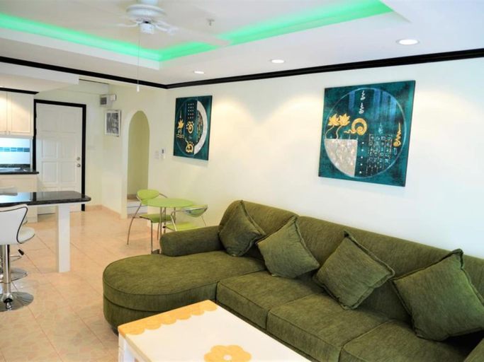 Living room, Jomtien Beach Condominium A2 With Stylish European Style Kitchen, Pattaya