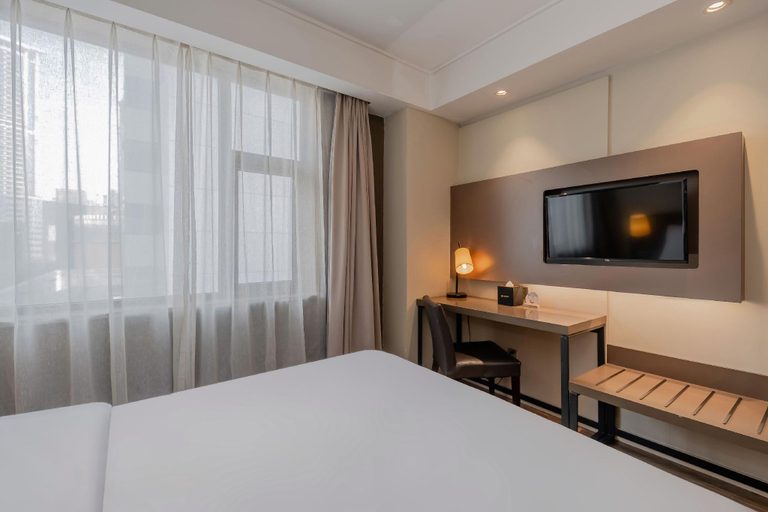 Bedroom 2, Home Inn Plus Nanjing Xinjiekou, Nanjing