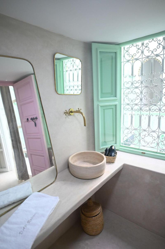 Bathroom 4, Riad dar rabiaa, Rabat