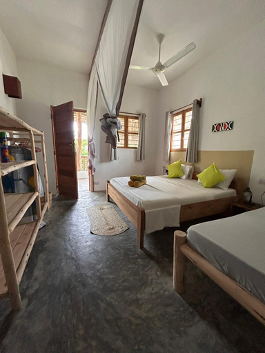 Bedroom, BONDENI BEACH HOUSE, Kusini