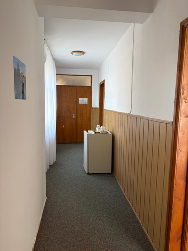 Others 5, Casa Amaradia, Tuzla