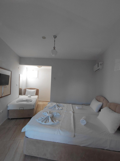 2, Begonvil Otel, Çeşme