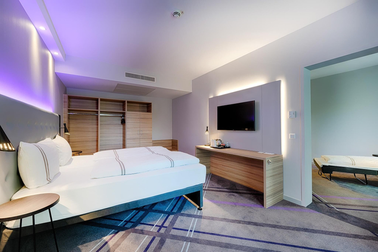 Bedroom 3, Premier Inn Hannover City University, Region Hannover