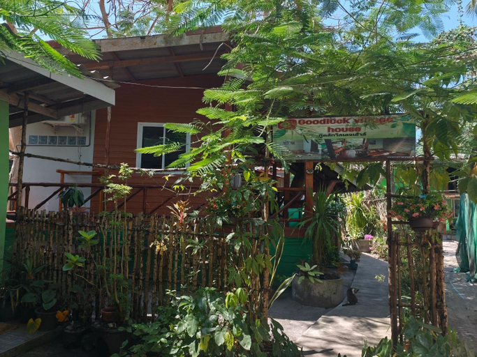 Exterior & Views, Goodluck village house, Kantrang