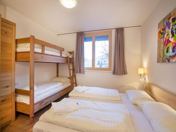 Bedroom 4, Alpine Apartment Near Ski Lift for 8, Zell am See