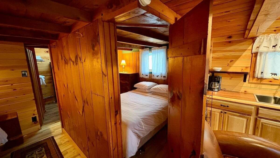 Room 4, Jackman Road 161, Somerset