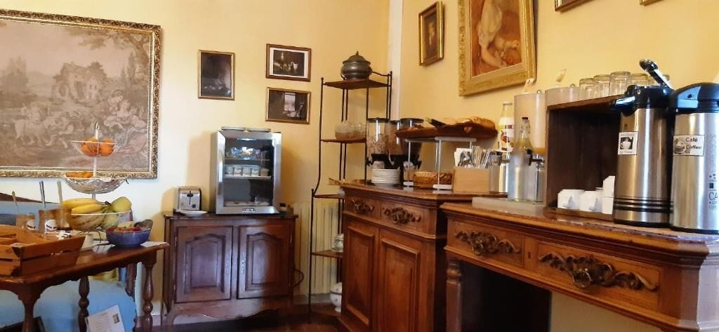 Others 1, Hotel le Siecle, Vaucluse