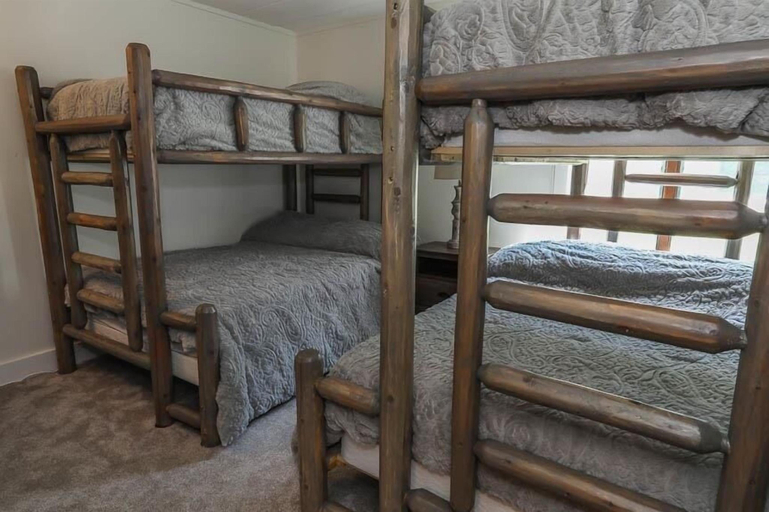 Bedroom, Seven Springs 2 Bedroom Premium Condo, Pet Friendly! by RedAwning, Somerset