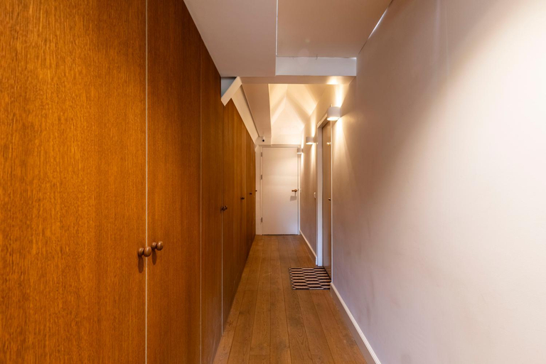 Others 5, Townhouse 't Raap, Amsterdam