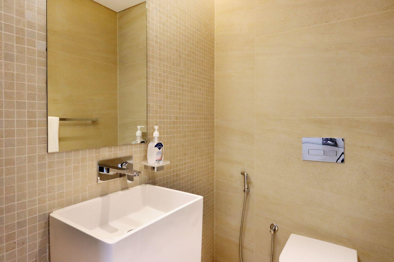 Bathroom 3, Livbnb-Upgraded 2BR  Near Shopping  Dining Hubs, Dubai