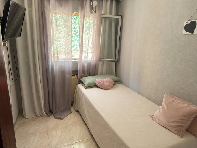 Room 5, Cozy apartment in Madrid, Madrid