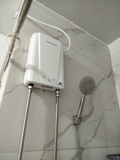 Bathroom 3, JK's Haven, Naga City
