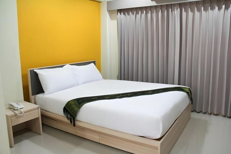 Bedroom 2, La Porte Pratunam Hotel, Ratchathewi