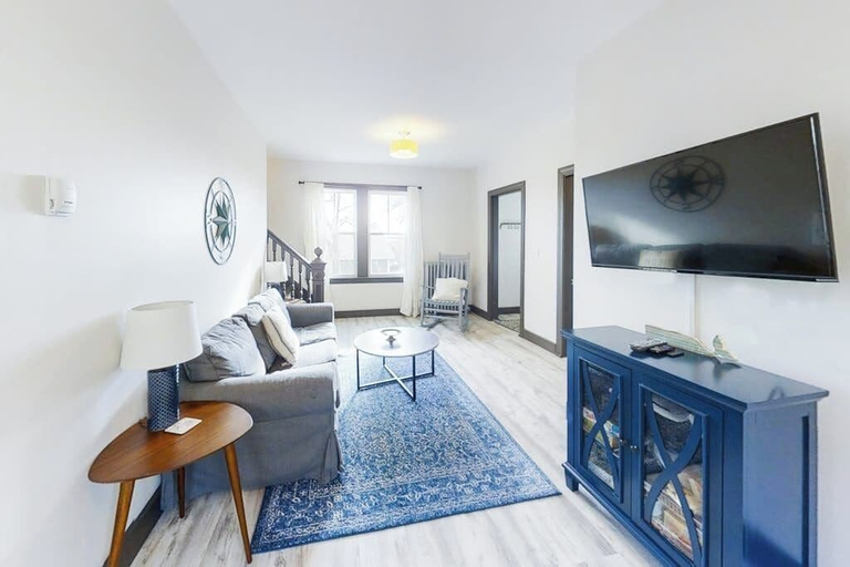 Interior, Newly Renovated Haven w/ Deck, Walk to Shops, Dining & Marina, Pet Friendly, Lincoln