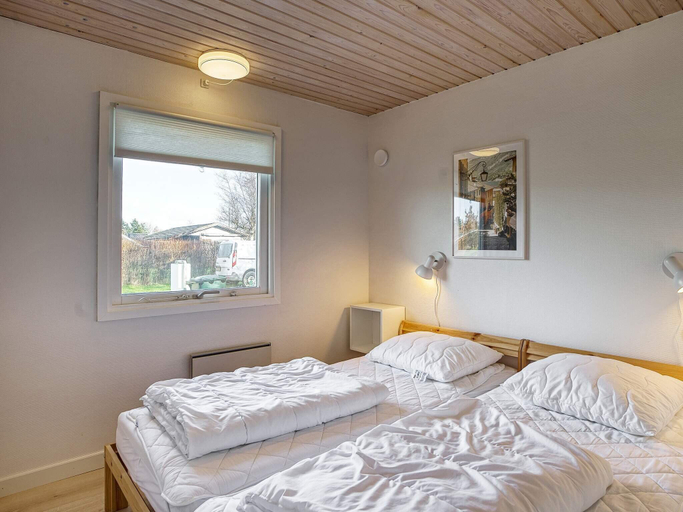Bedroom 2, 4 star holiday home in Dannemare, Lolland