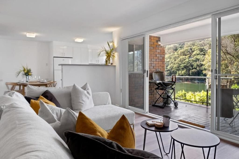 Living area 4, 10 Horsfield Road, Gosford - West