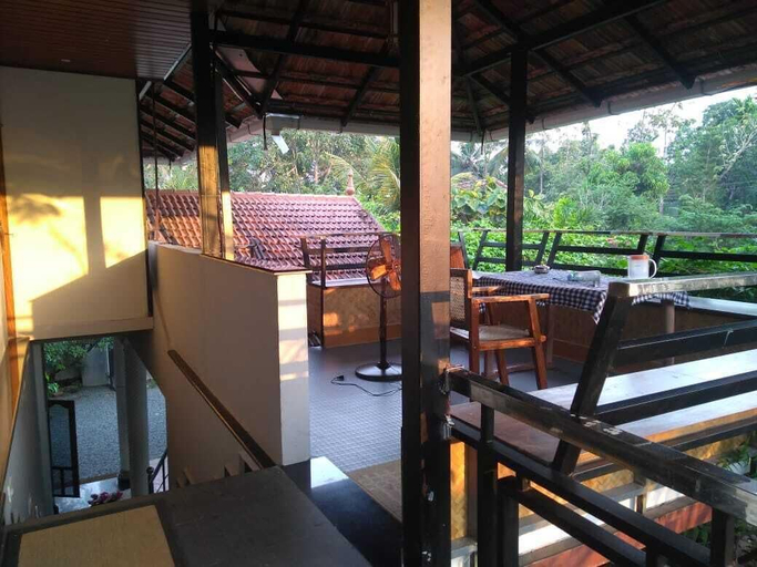 Outdoor dining, Kalappura Homestay, Alappuzha