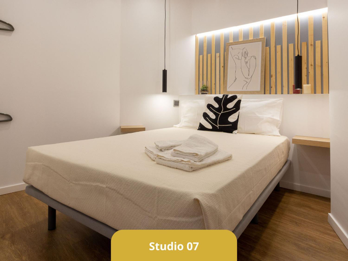 Bedroom 2, The Jolie - Apartments by the Ocean, with Free Parking, Porto Moniz