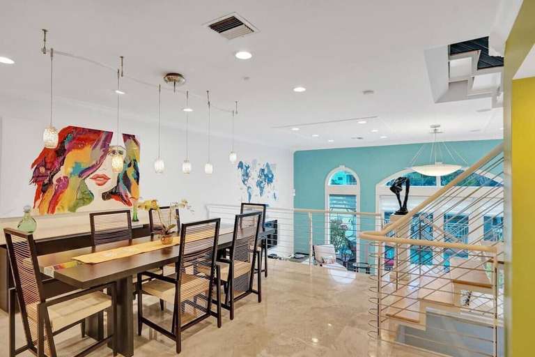 Interior 4, 518 Massive Waterfront Home With Pool!, Miami-Dade