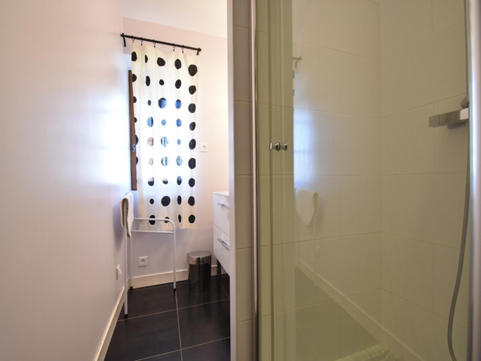 Bathroom 4, Elegant Mansion Stay in Belves, Dordogne