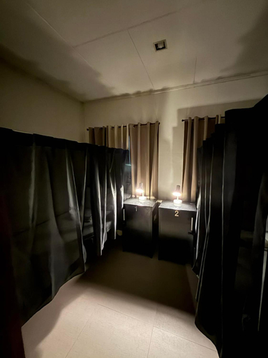Bedroom 2, Happy Camper Hostel, Coron
