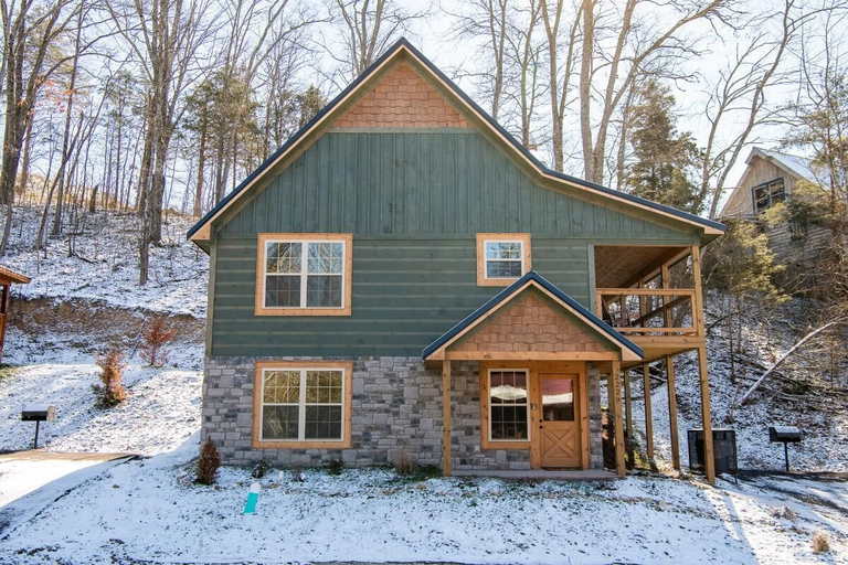 Exterior 5, Fox Haven, Sevier