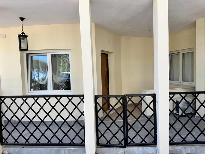 Others 2, Mali i Robit Apartments, Kavajës