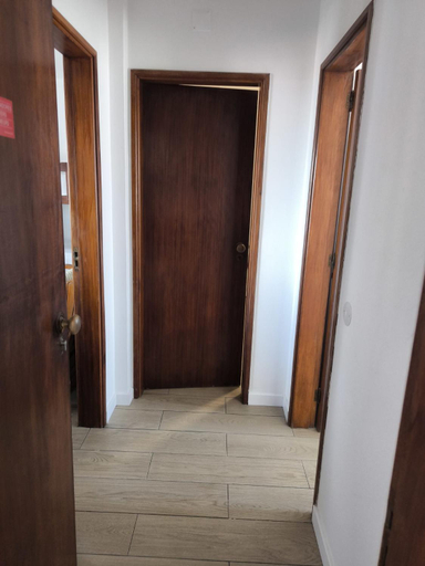 Others 3, Apartamento Rosa, Sines