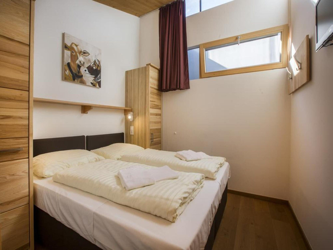 Room 5, Bright Mountain Retreat Near Wildkogel Gondola, Zell am See