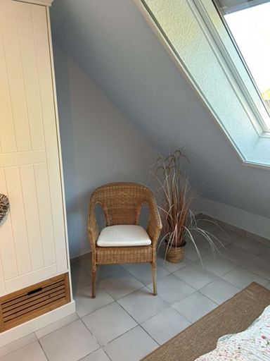Room 3, Ferienwohnung mit Balkon in Petersdorf, Ostholstein