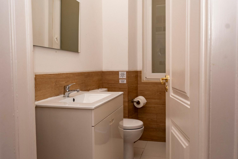 Bathroom 4, Embassy Arriaga Private Elegance Rooms in Stylish Shared Apartment, Lisbon