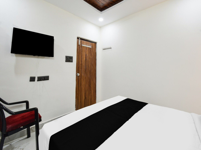 Room 3, Classic Gachibowli Phase - 1 Near ISB, Hyderabad