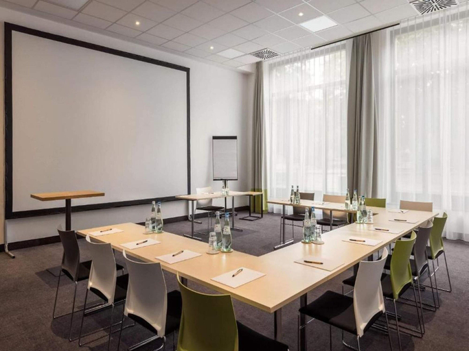 Meeting facility 2, 1 person holiday park home in Leipzig, Leipzig