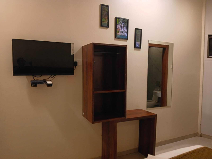 Room 5, Transit Pride Hotel T2 Mumbai Airport, Mumbai Suburban