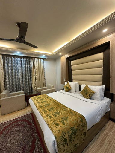 Bedroom 2, HOTEL ROYAL MILAD, Srinagar