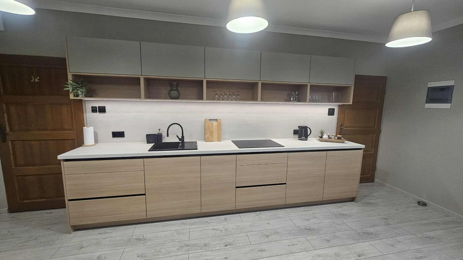 Others 4, Heven, Wałcz