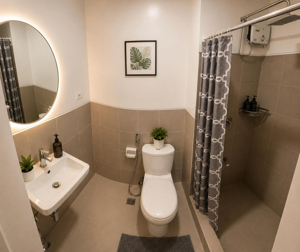 Bathroom, South Residences Tower 3, Las Piñas