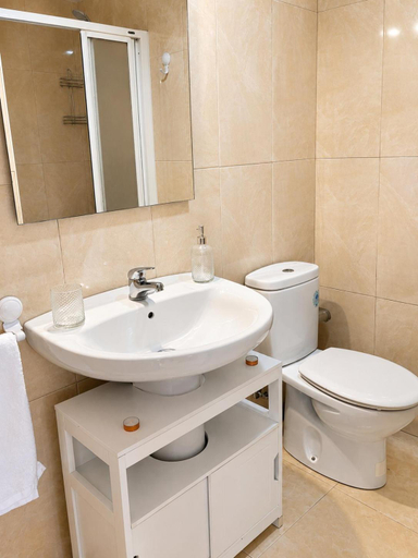 Bathroom 2, Casa Longan, completo alojamiento cerca de la playa, Pontevedra