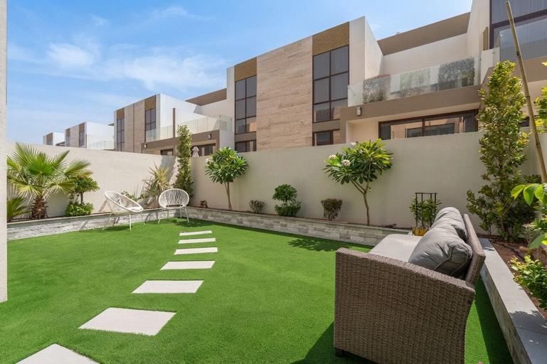 Garden 4, Vogue | Wadi Al Safa Villa The Fields by Elie Saab, Dubai