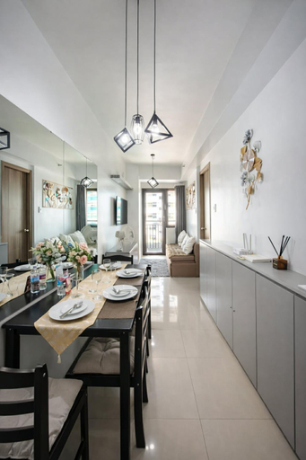 Others 3, The 2nd Staycation near MOA, Airport,Netflix, WIFI, Pasay City
