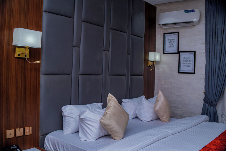 Room 4, De Grand Vale Hotel and Suites, AbujaMun