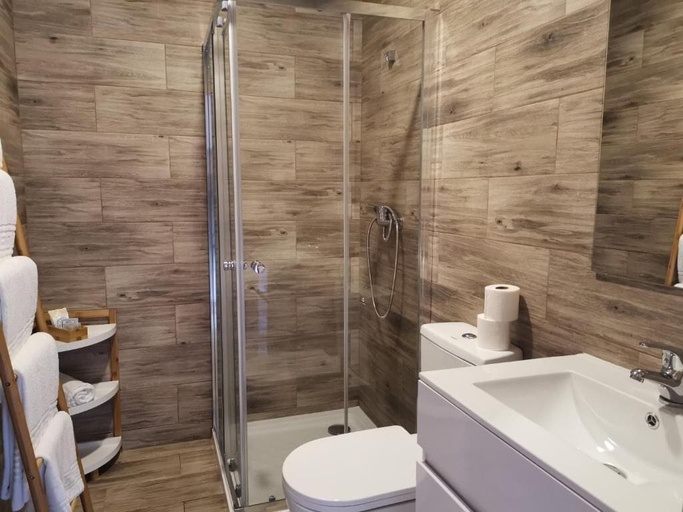 Bathroom 3, Atlantic Nature Beach House, Mira