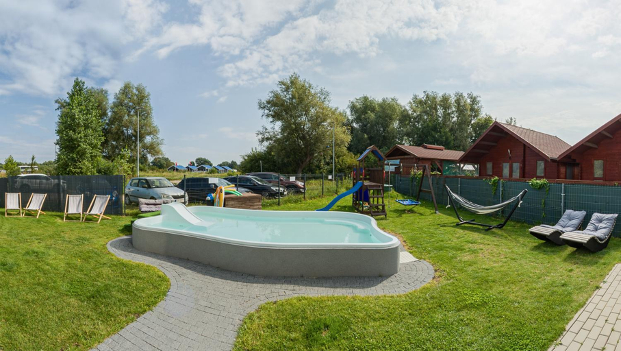Others 3, Luna Port w Rowach, Słupsk