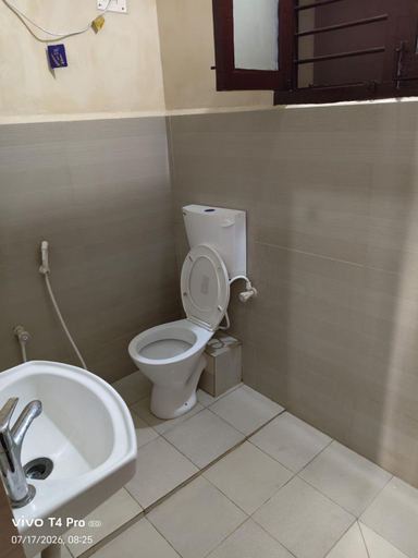 Bathroom 3, Hotel Tamilnadu-Unit 2, Ramanathapuram