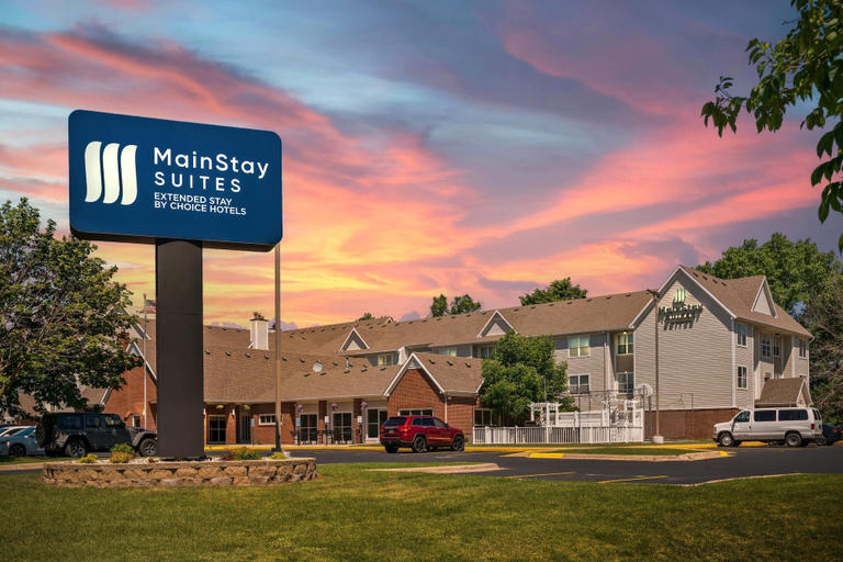 Exterior & Views 2, Mainstay Suites Appleton Airport, Outagamie