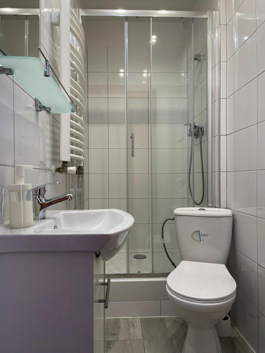 Bathroom 3, Dom Wypoczynkowy Topaz, Jelenia Góra