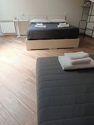 Bedroom 3, Central Park B&B, Milano